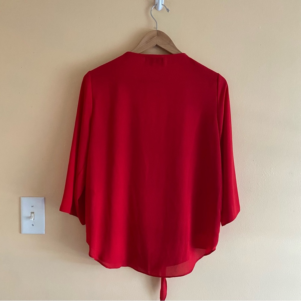 Joseph Ribkoff Red Tie Front Blouse Size 8 Chiffon V Neck 3/4 Sleeve Office - Picture 3 of 15